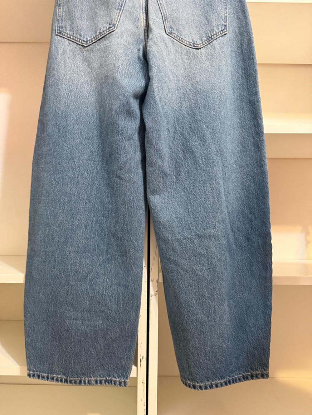 Universal Thread Relaxed High-Rise Blue Easy Barrel Leg Jeans • 2 • NWT - Picture 7 of 9